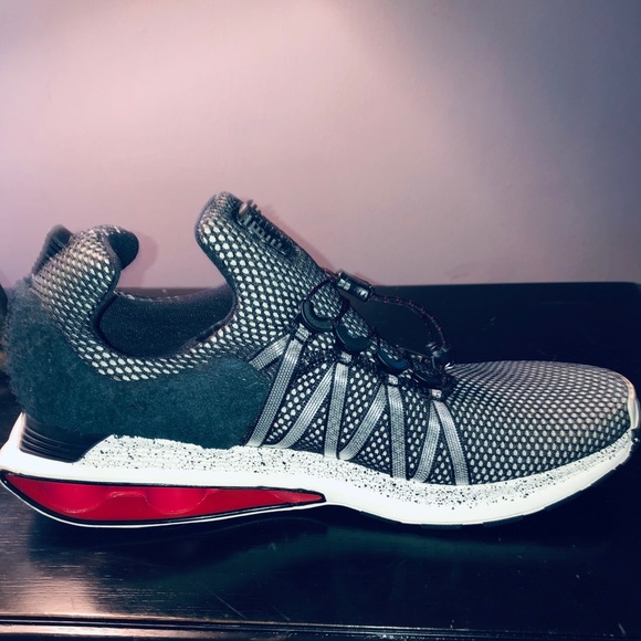 nike shox gravity black sail